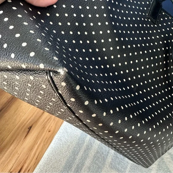 Tory Burch Tote in Viva Dot - Picture 10 of 14